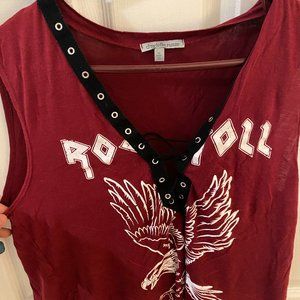 charlotte russe t-shirt - lace up front - medium size - crop top? Idk